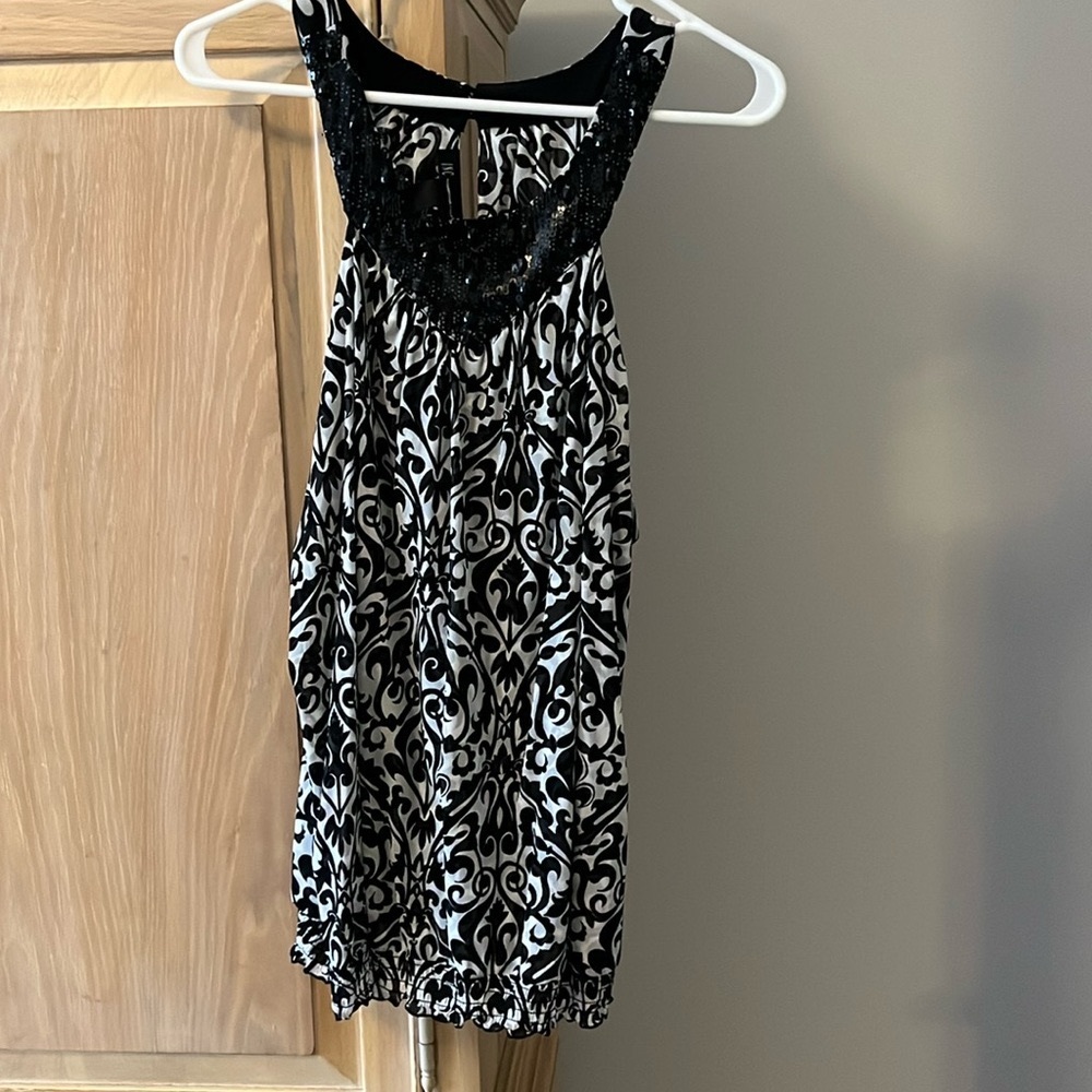 INC international concepts black and white tank